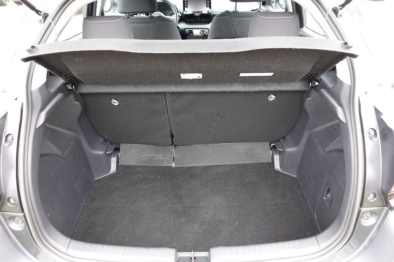 Peugeot 5008 (2018) 1,6HDi A/T 7míst Allure - fotka 16 z 37