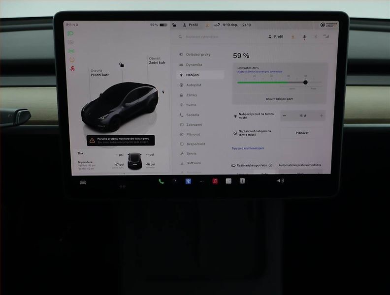 Tesla Model Y (2022) Long Range AWD 79kWh, SoH 92% - fotka 11 z 20