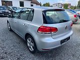 Volkswagen Golf (2010) 1.4 i Velmi pěkný - náhled 3