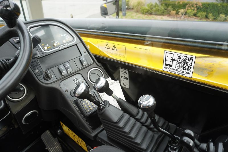 JCB (2019) 540-140 telescopic loader  - fotka 24 z 24
