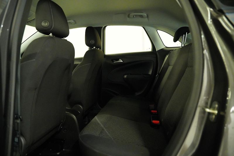 Opel Crossland X - fotka 26 z 27