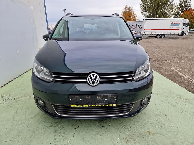 Volkswagen Touran Comfortline 1.2 TSI 7 míst - fotka 7 z 35