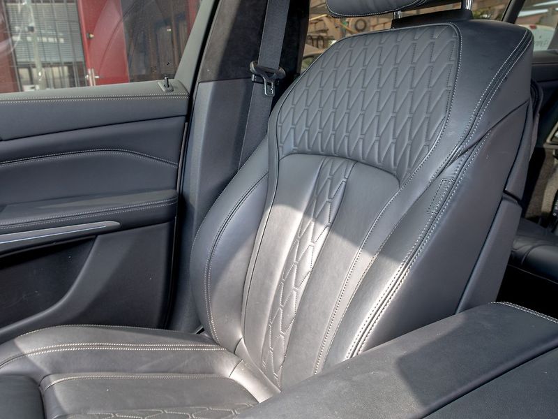 BMW X7 (2019) ČR 3.0i 250KW 7sed – INDIVIDUÁ - fotka 17 z 49