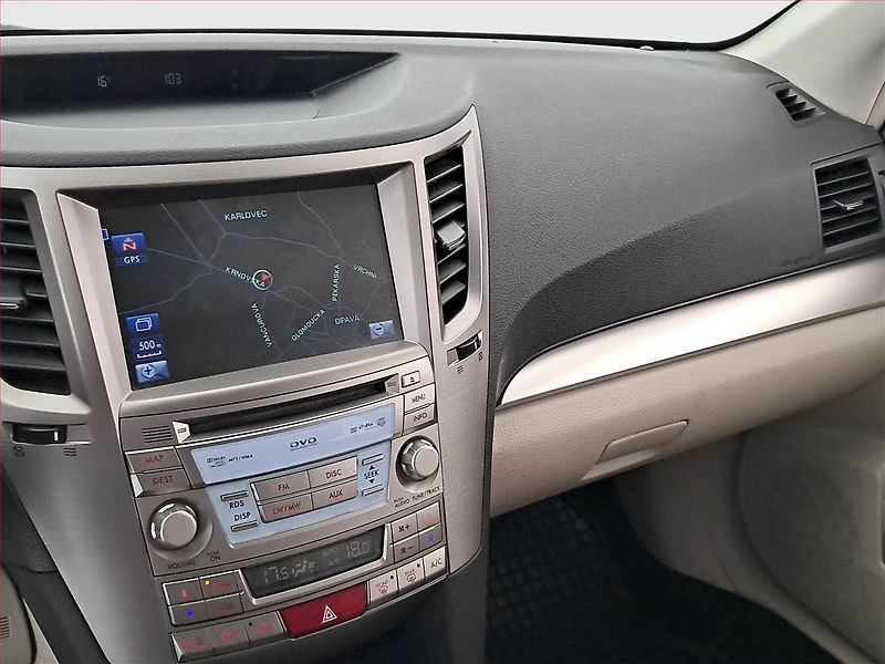 Subaru Outback (2011) 2.5, 4X4, Automat, Kůže, Navi - fotka 12 z 20