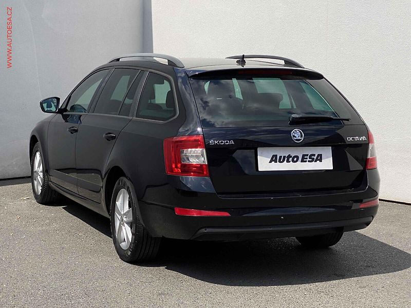 Škoda Octavia (2014) 1.6 TDi, Ambition, navi - fotka 6 z 18