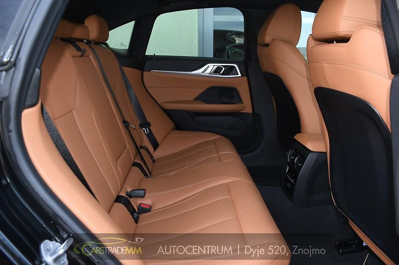 BMW Řada 4 420d xDrive M-SPORT ČR 1.MAJ - fotka 18 z 59