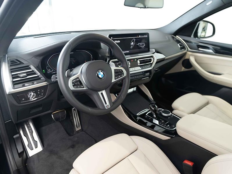 BMW X4 M40d - fotka 11 z 24