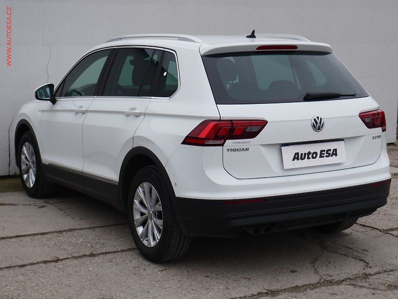Volkswagen Tiguan (2017) 2.0 TDi, ČR, Comfortline - fotka 4 z 19