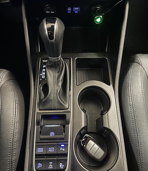 Hyundai Tucson 2.0 CRDi, PREMIUM - REZERVACE - fotka 21 z 29