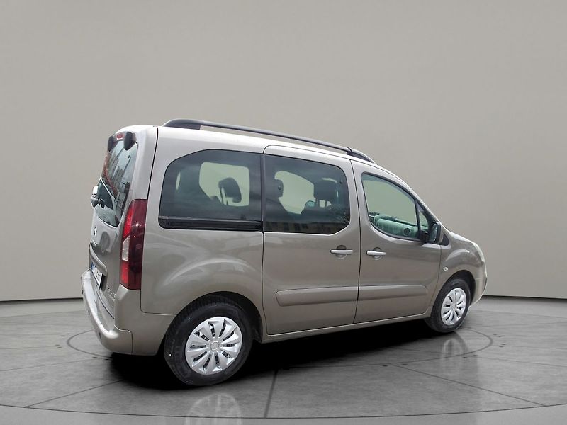 Citroën Berlingo 1,6HDi ČR 1.MAJ.! -21%DPH ! - fotka 8 z 33