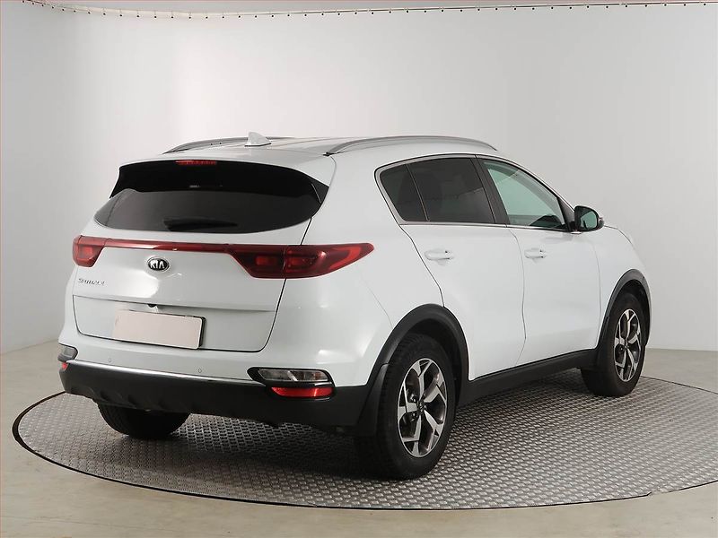 Kia Sportage (2021) Gold 1.6 CRDi, Serv.kniha - fotka 5 z 17