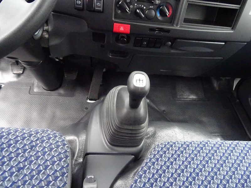 Isuzu M27 (2025) 3,0L 150k MAN5 3s sklápěč - fotka 21 z 39