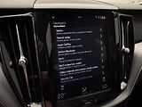 Volvo XC60 D4 AWD MOMENTUM CZ 1.maj - náhled 33