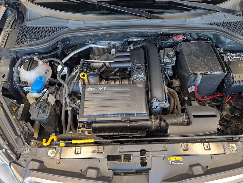 Škoda Yeti 1.4 TSI 4X4 JOY - fotka 29 z 29