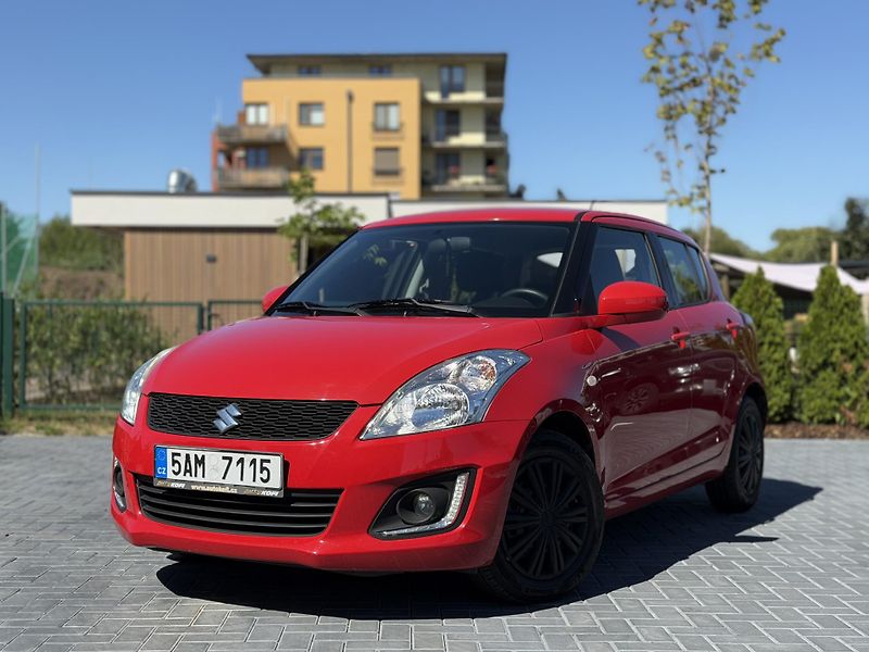 Suzuki Swift (2016) 1.2i 69 kw - fotka 1 z 16