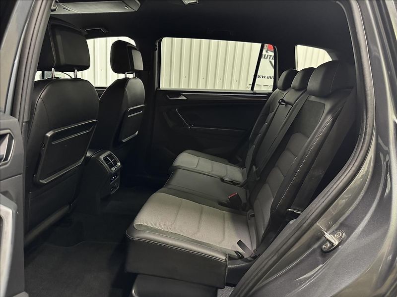 Volkswagen Tiguan Allspace 2.0TSI  4MOTION R-LINE 67KM! - fotka 35 z 48