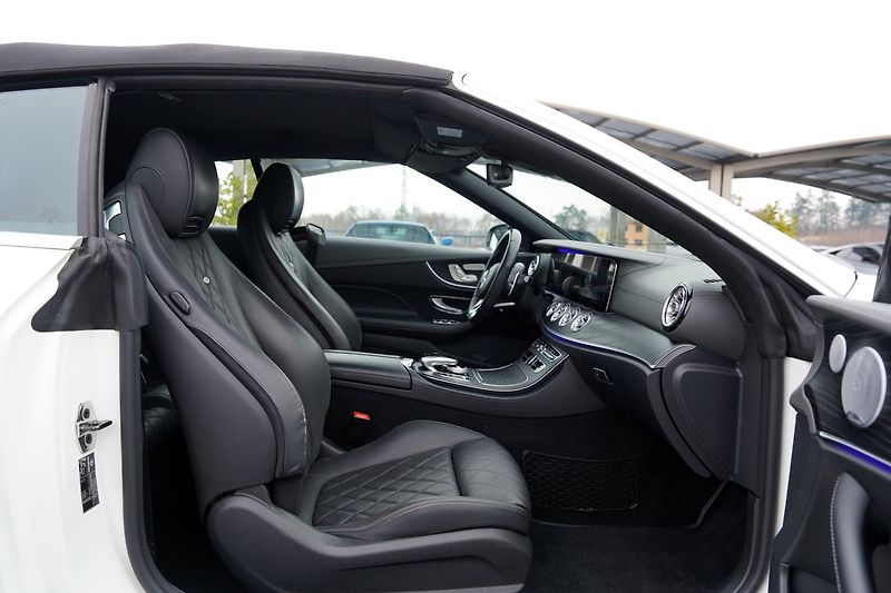 Mercedes-Benz Třídy E E 53 AMG 4Matic+/440PS - fotka 31 z 49
