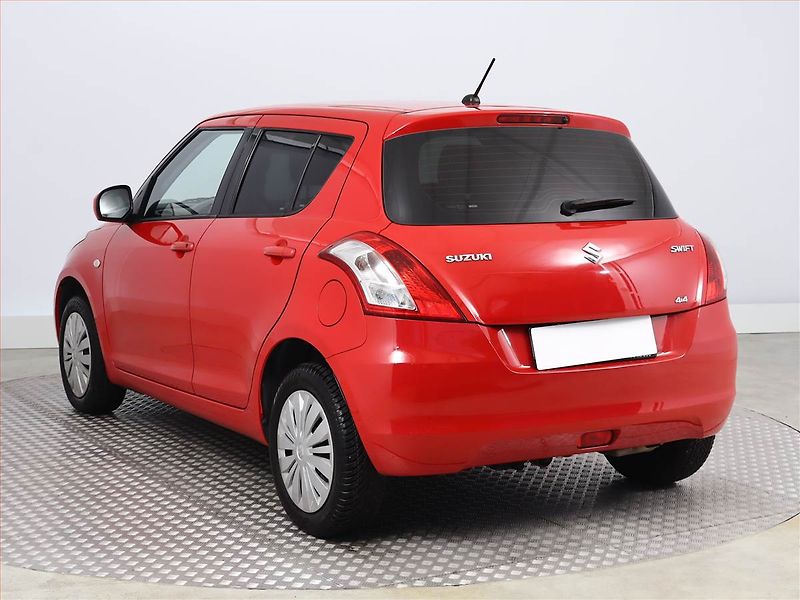 Suzuki Swift (2016) 1.2, 4X4, Tempomat - fotka 4 z 12