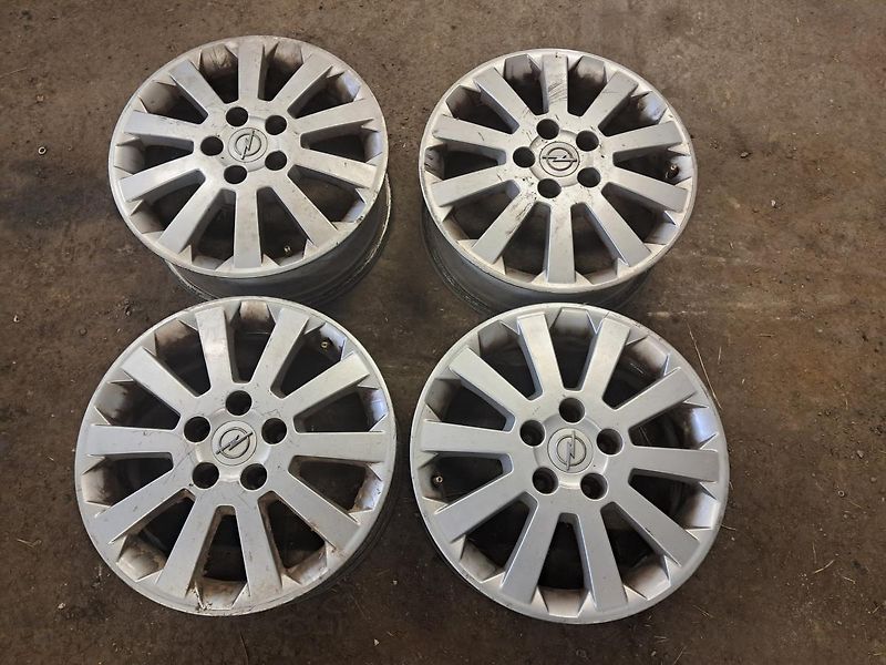 Opel Vectra alu kola 5x110 R16 - fotka 1 z 7