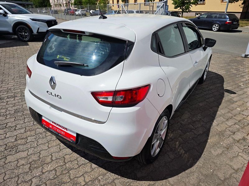 Renault Clio (2013) 1.2 16V Lutecia NAVI nové ČR - fotka 5 z 41