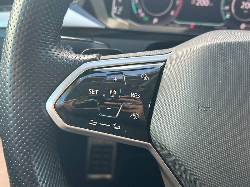 Volkswagen Arteon Elegance 7DSG 2,0TSI - fotka 16 z 29
