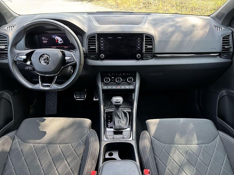Škoda Karoq (2024) 1.5 TSI DSG Sportline - fotka 5 z 33