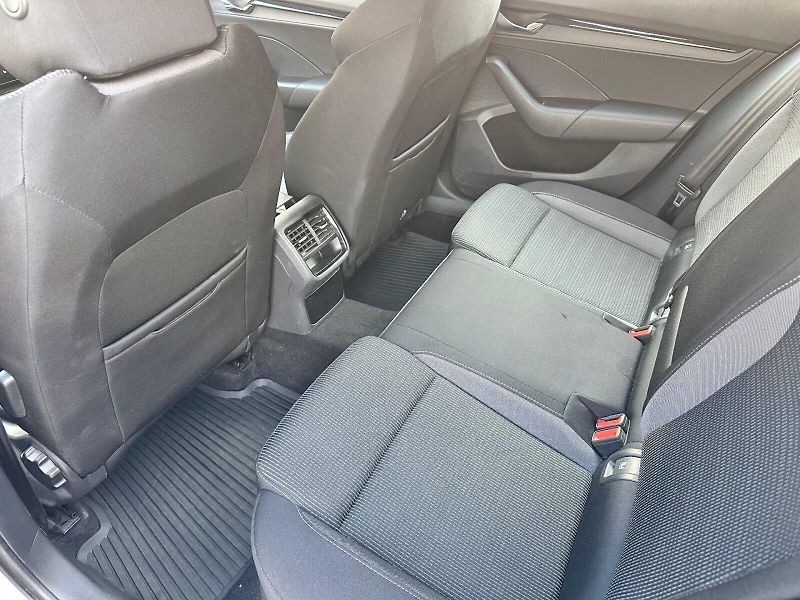Škoda Octavia (2023) 2.0 TDI 85kW Ambition Combi - fotka 19 z 22