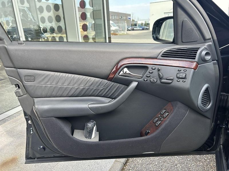 Mercedes-Benz Třídy S S 320 W220 - fotka 17 z 29