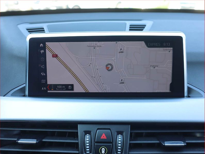 BMW X1 (2022) sDrive18d - fotka 13 z 21