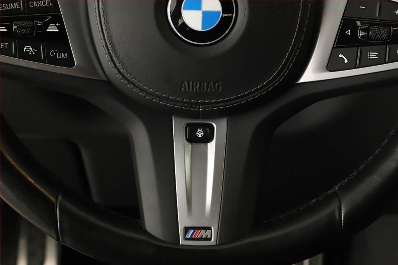 BMW X6 (2022) xDrive40i, ACC, Výhřev, Kamera - fotka 27 z 28
