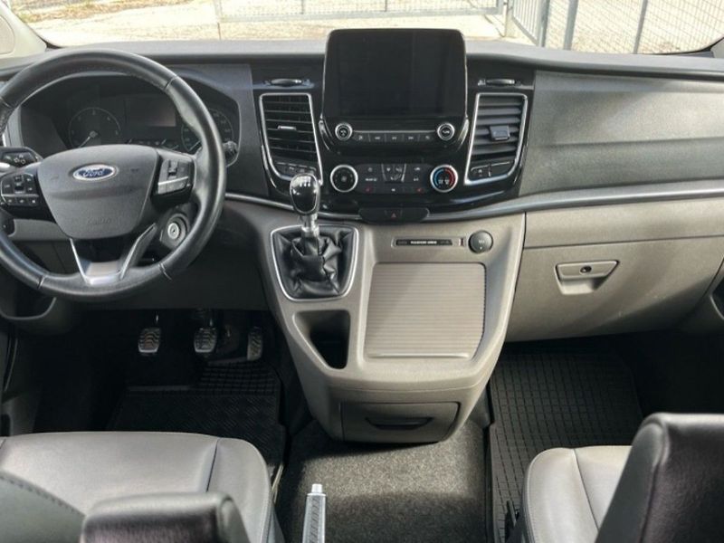 Ford Tourneo Custom 2.0D,136kW,1.MAJ,L2,CZ,DPH - fotka 8 z 14