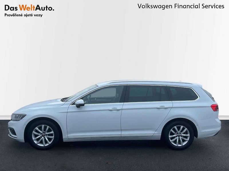 Volkswagen Passat (2022) Variant Business 1.5 TSI - fotka 3 z 20
