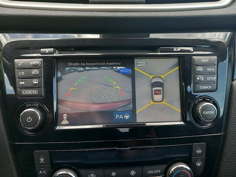 Nissan Qashqai (2014) MAX.VÝBAVA ! PO VELKÉM SERVISE - fotka 27 z 37