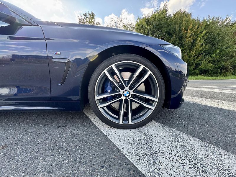 BMW Řada 4 (2017) BMW 440i xDrive Coupé F32 - fotka 12 z 27