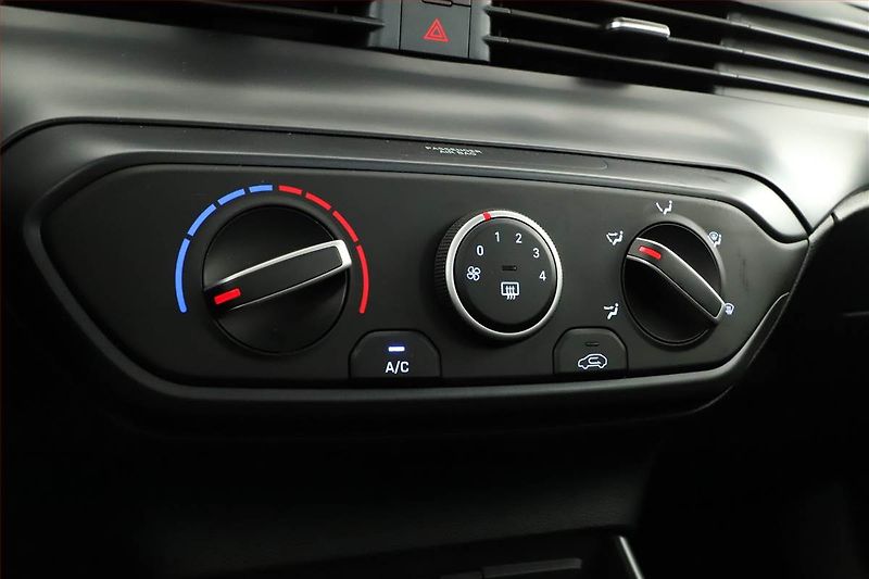 Hyundai Bayon (2023) Comfort Club 1.0 T-GDI, ČR - fotka 12 z 14