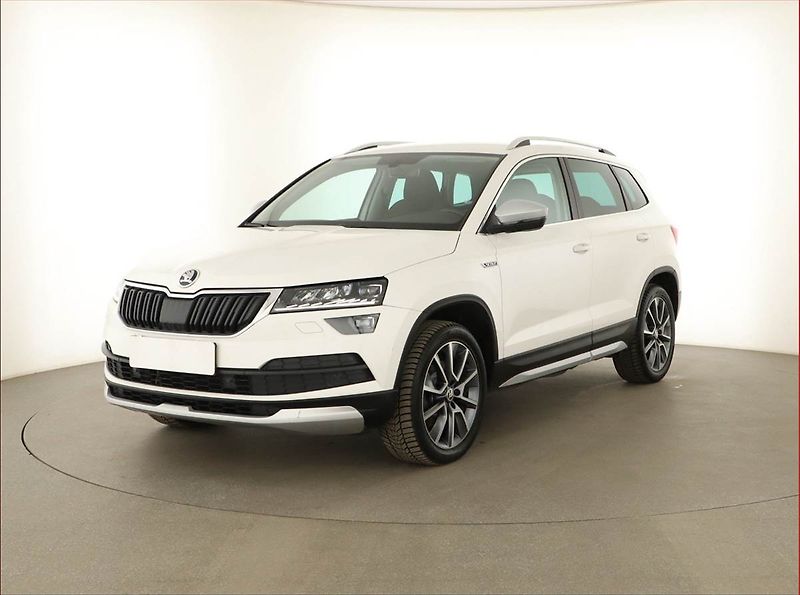 Škoda Karoq (2019) Scout 2.0 TDI, 4X4, ČR,1.maj - fotka 2 z 14