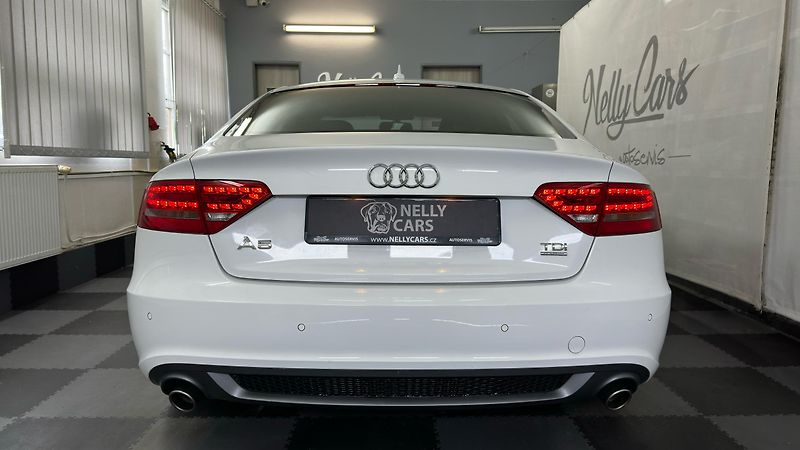 Audi A5 QUATTRO / 2 SADY GUM  - fotka 5 z 47