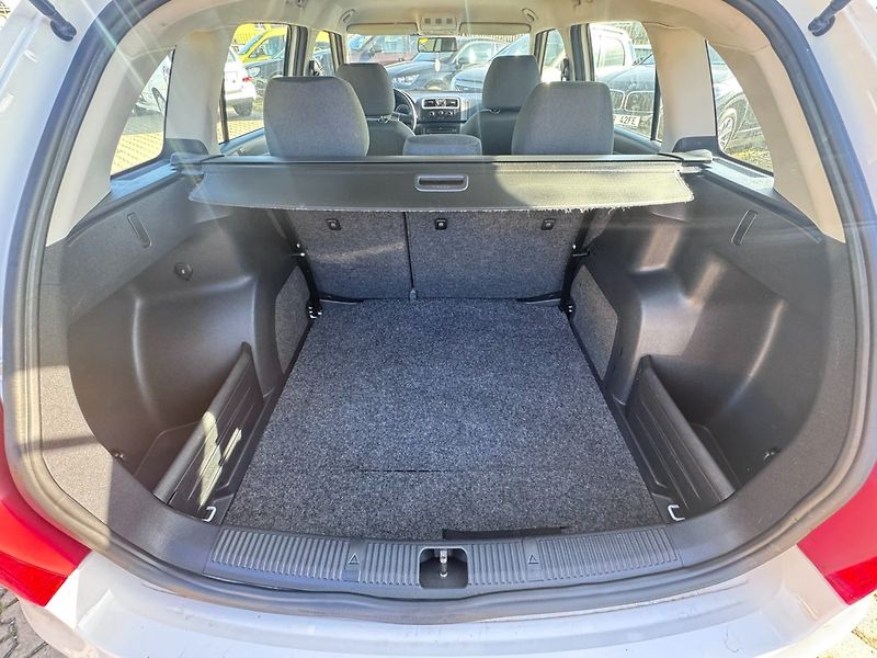 Škoda Fabia (2009) 1,6i 77 KW ROZVODY - fotka 36 z 46