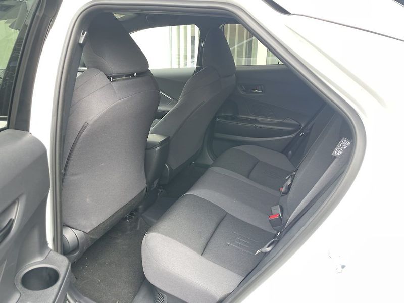 Toyota C-HR 2.0L PHEV, (2x4), Style - fotka 6 z 19
