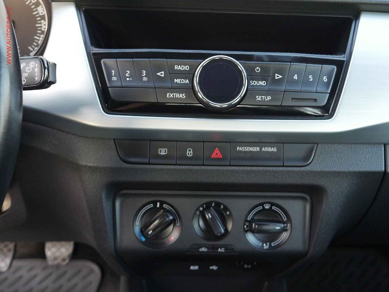Škoda Fabia (2015) 1.2 TSi, ČR, AC - fotka 11 z 16