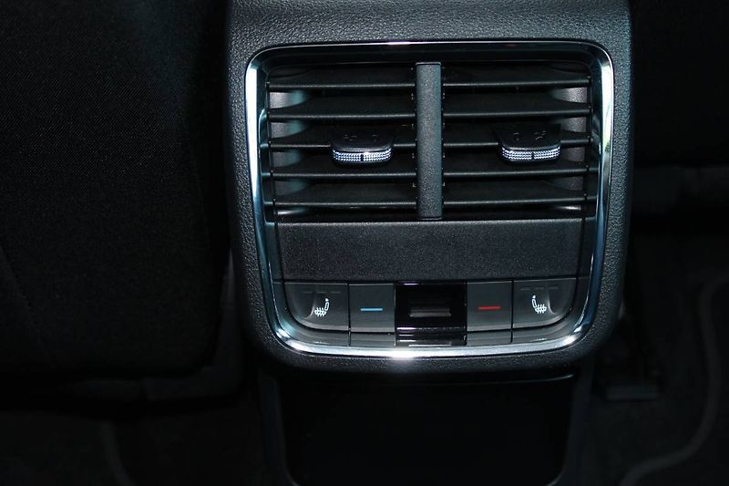 Škoda Octavia (2023) STYLE 2.0 TDI DSG  PANORAMA MA - fotka 28 z 33