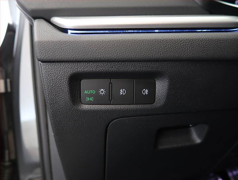 Škoda Octavia (2022) 1.5 TSI, Automat, Serv.kniha - fotka 28 z 29