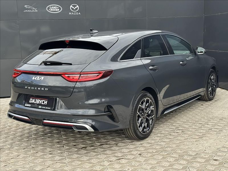 Kia ProCeed 1,5 T-GDI GT-Line 7DCT ČR - fotka 7 z 12