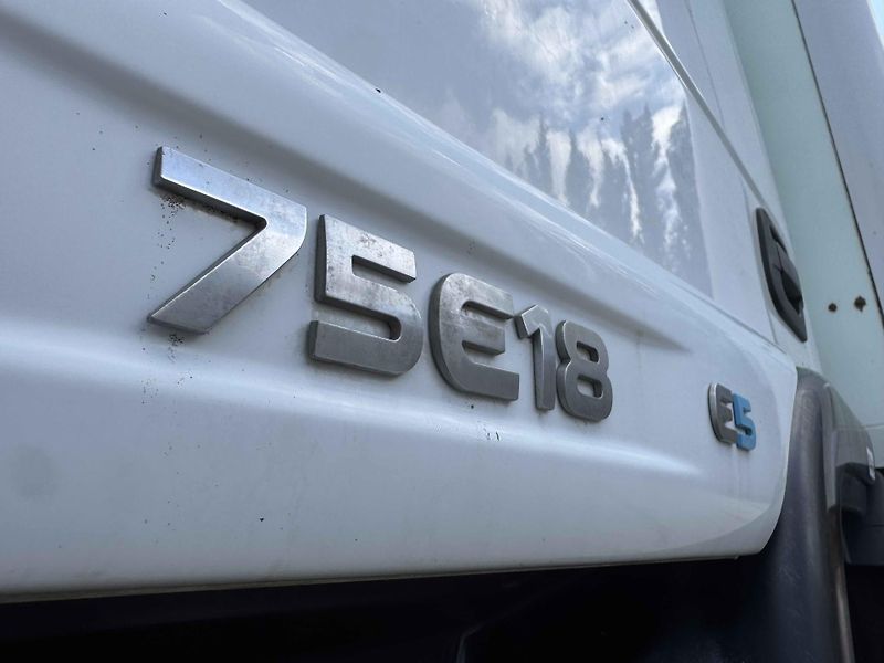 Iveco Eurocargo (2010) 75E18 E5 - bedna - hydr. čelo - fotka 7 z 23