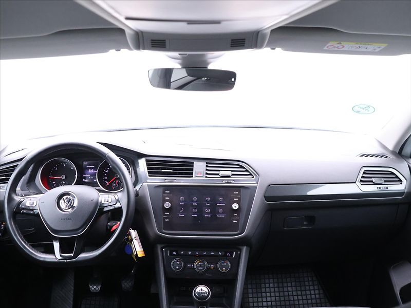 Volkswagen Tiguan Allspace 2,0 TDI 110kW CZ DPH - fotka 23 z 30
