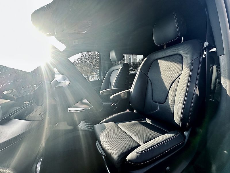 Mercedes-Benz Třídy V (2025) 300d EXCLUSIVE 4M XL AIRMATIC - fotka 24 z 34
