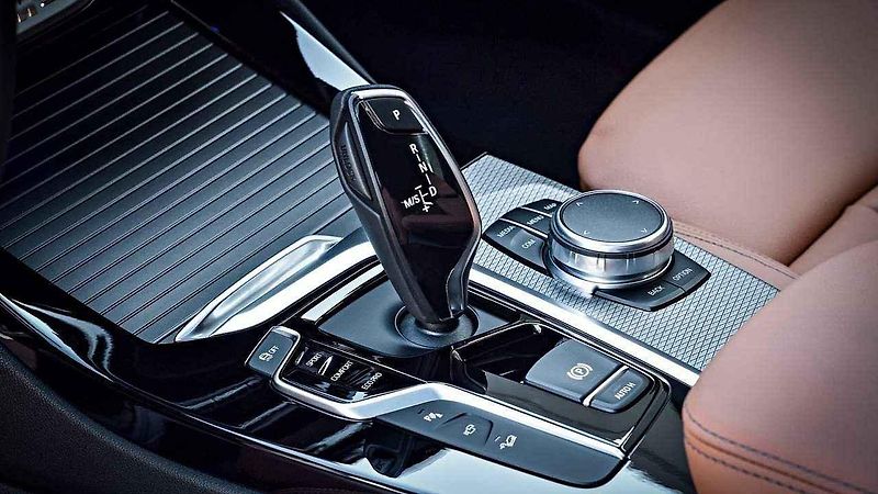 BMW X3.