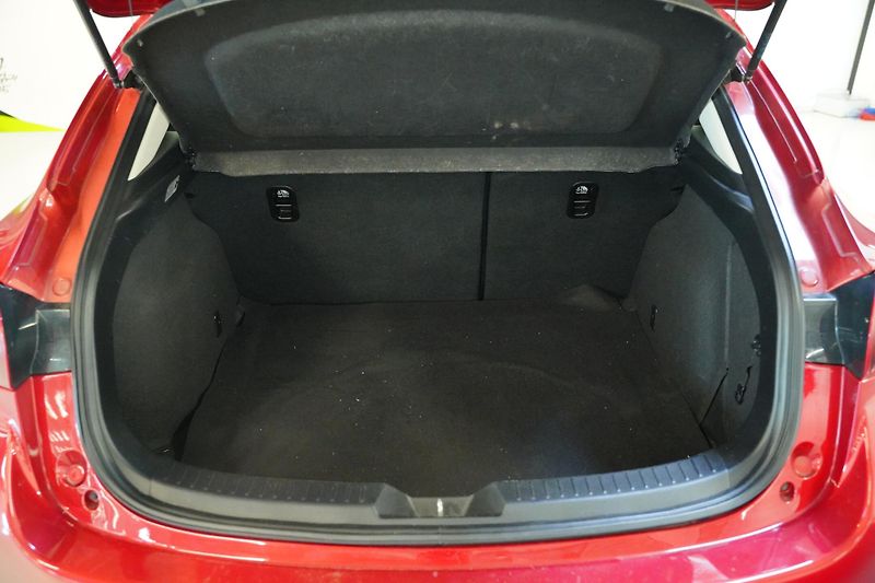 Mazda 3 - fotka 24 z 24