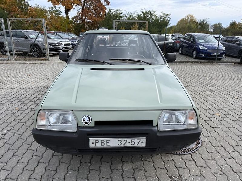 Škoda Favorit 1.3 46 kW 136 L - fotka 2 z 16