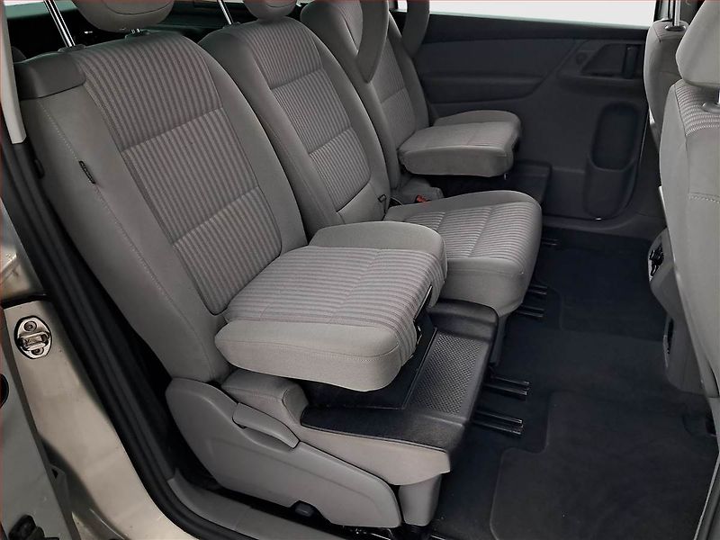 Seat Alhambra (2011) 2.0 TDI, 7 míst, Tempomat - fotka 19 z 19